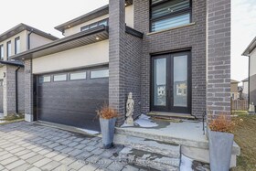 3436 EMILYCARR Lane, Middlesex, ON , MLS #X13145978 , Image - 1