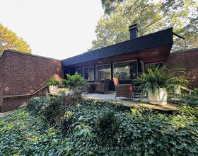 1379 Clarkson Road N, Peel, ON , MLS #W13162686 , Image - 1