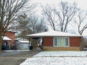 8 Clareville Crescent, Toronto, ON , MLS #C13100458 , Image - 1