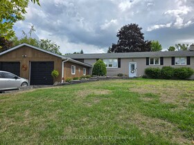 33 Maple Grove Road, Kawartha Lakes, ON , MLS #X12389682 , Image - 1