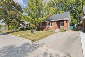 122 Windsor Crescent, Middlesex, ON , MLS #X13029956 , Image - 1