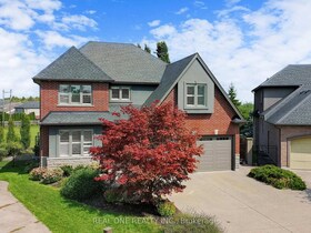 26 Matthews Court, Niagara, ON , MLS #X13821938 , Image - 1