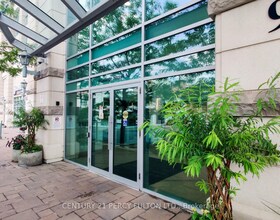 9 George Street N, Peel, ON , MLS #W13162998 , Image - 1