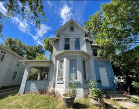 47 Elizabeth Street N, Peel, ON