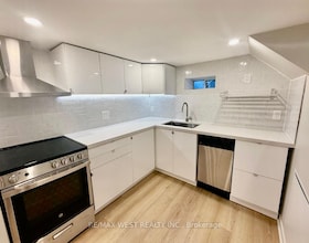 10 Vimy Avenue, Toronto, ON , MLS #W13185146 , Image - 1