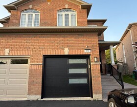 858 Khan Crescent, Peel, ON , MLS #W13078674 , Image - 1