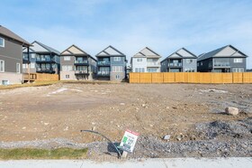 89 York Drive, Peterborough, ON , MLS #X12876662 , Image - 1