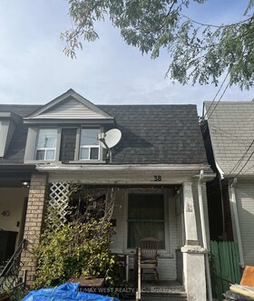 38 Pelham Avenue, Toronto, ON