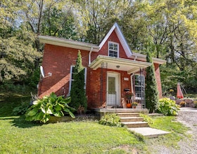 735 5th Avenue E, Grey County, ON , MLS #X13046584 , Image - 1