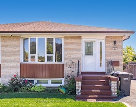 61 Avondale Boulevard, Peel, ON , MLS #W13858144 , Image - 1