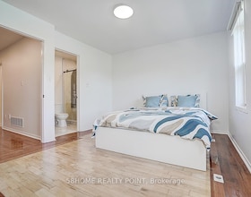 8D Leaside Park Drive, Toronto, ON , MLS #C13833190 , Image - 1