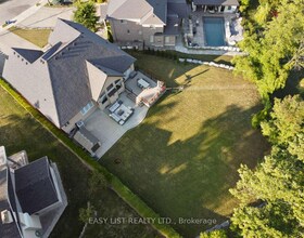 82 Margaret Avenue, Hamilton, ON , MLS #X12445115 , Image - 1