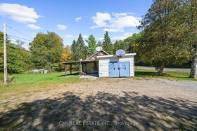 1093 South Lake Road, Haliburton, ON , MLS #X12944048 , Image - 1