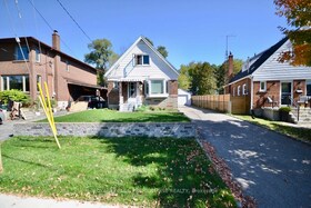 47 Singleton Road, Toronto, ON , MLS #E13693902 , Image - 1