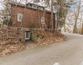 961 Lakeshore Road W, Peel, ON , MLS #W12909550 , Image - 1