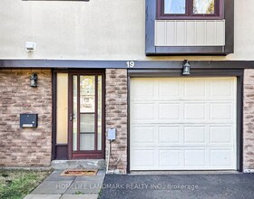 19 Fundy Bay Boulevard, Toronto, ON , MLS #E13104244 , Image - 1