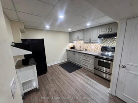 5 Barlow Road, Toronto, ON , MLS #E13525290 , Image - 1
