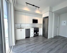 15 Ellerslie Avenue, Toronto, ON , MLS #C13807766 , Image - 1