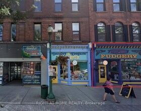 55 king Street W, Leeds and Grenvi, ON