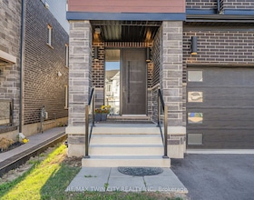 296 Raspberry Place, Waterloo, ON , MLS #X13413392 , Image - 1