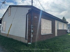 100 Conley Street S, Cochrane, ON