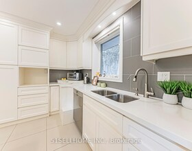 615 Parkside Drive, Halton, ON , MLS #W14110440 , Image - 1