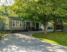 354 Country Club Crescent, Peel, ON , MLS #W13625680 , Image - 1