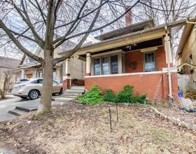 781 Dufferin Avenue, Middlesex, ON , MLS #X13115008 , Image - 1