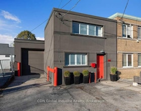 980 Roselawn Avenue, Toronto, ON