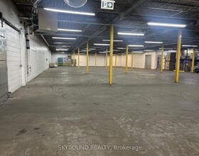 15 Akron Road, Toronto, ON