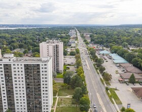975 Warwick Court, Halton, ON , MLS #W13064896 , Image - 1