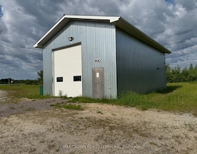 800 Cloutier Road, Cochrane, ON , MLS #T12952956 , Image - 1