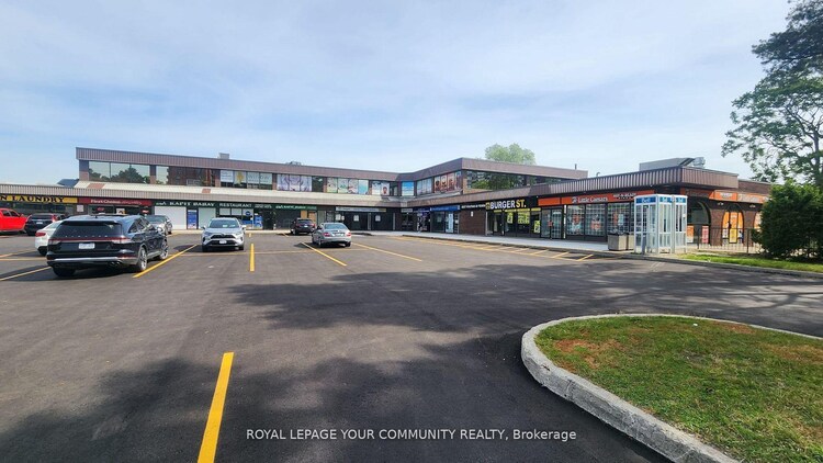 4218 Lawrence Avenue E, Toronto, ON, West Hill