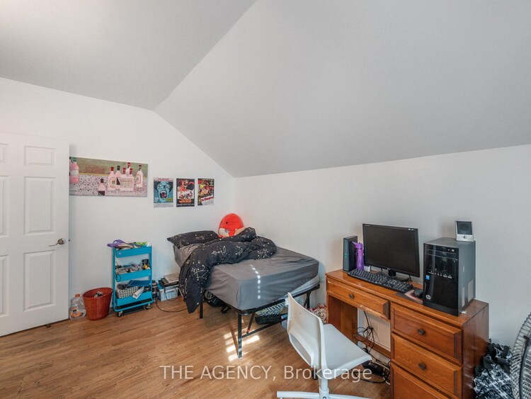 58 Woodland Avenue, St. Catharines, ON, 451 - Downtown