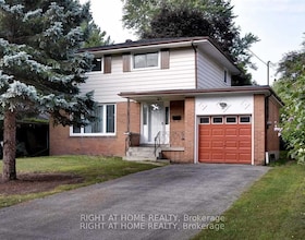 32 Conlins Road E, Toronto, ON