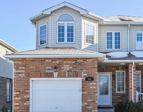 84 Clough Crescent, Wellington, ON