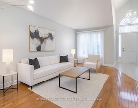 42 Hillgarden Drive, Hamilton, ON , MLS #X13688728 , Image - 1