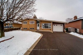 15 ATHLONE Avenue, Peel, ON