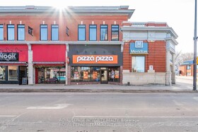 32 Pembroke Street W, Renfrew, ON , MLS #X12582556 , Image - 1