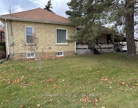597 Simcoe Street, Lambton, ON , MLS #X13216550 , Image - 1