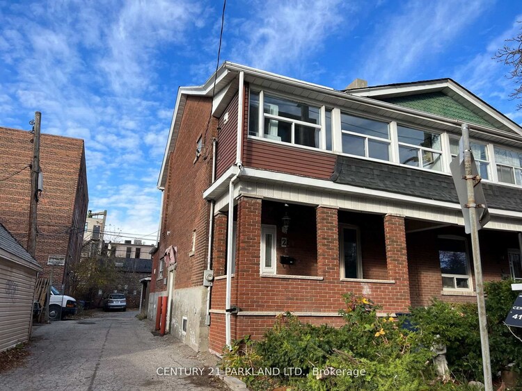 2 Dearbourne Avenue, Toronto, ON, North Riverdale