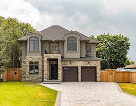 752 Hillview Crescent, Durham, ON