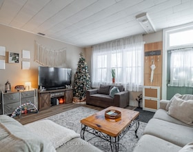 18 King Street, Haldimand, ON , MLS #X13237604 , Image - 1