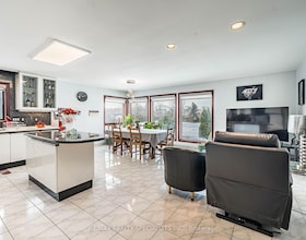 9186 Goreway Drive, Peel, ON , MLS #W13157264 , Image - 1