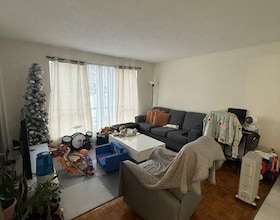 72 Lake Avenue, York, ON , MLS #N13512254 , Image - 1