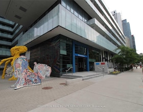 161 Roehampton Avenue, Toronto, ON , MLS #C14111896 , Image - 1