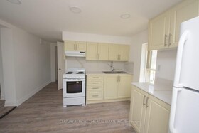 79-71 CEDAR Street N, Waterloo, ON , MLS #X13249490 , Image - 1