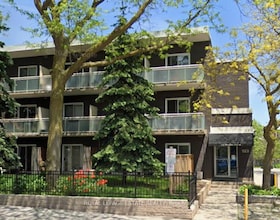 123 Woodbine Avenue, Toronto, ON