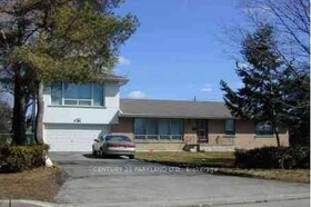 95 Fairglen Avenue, Toronto, ON