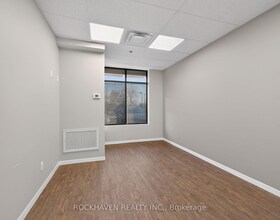 170 Rockhaven Lane, Hamilton, ON , MLS #X12687938 , Image - 1